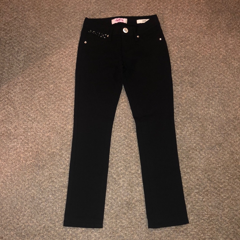 Girls Daytrip black skinny pants. 12